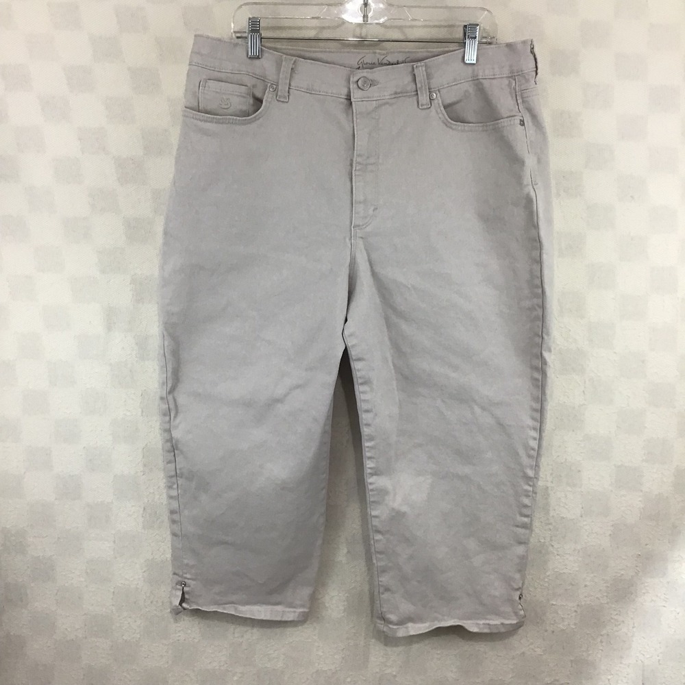Gloria Vanderbilt Amanda Sand Beige Capri Pants Women Size 18 Slimming‎ Effect